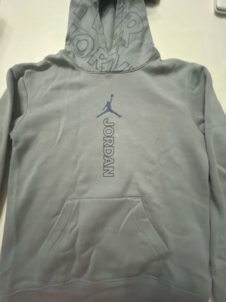Sudadera Jordan gris talla 12/13