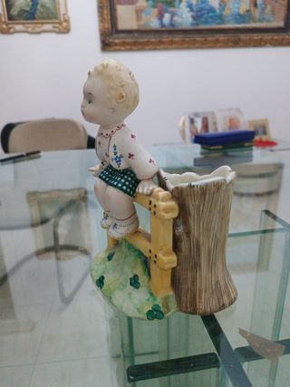 Statuetta bimbo ceramica vintage