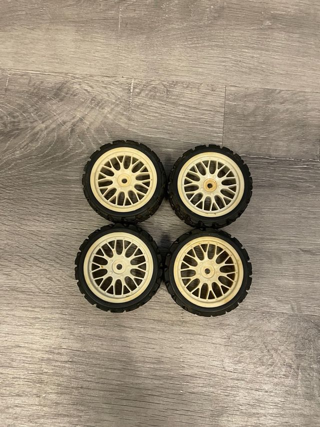 4 Ruedas RC 1/10 Rally