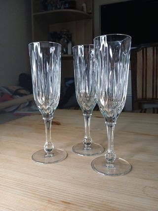 3 Copas Cristal - Elegantes Vasos