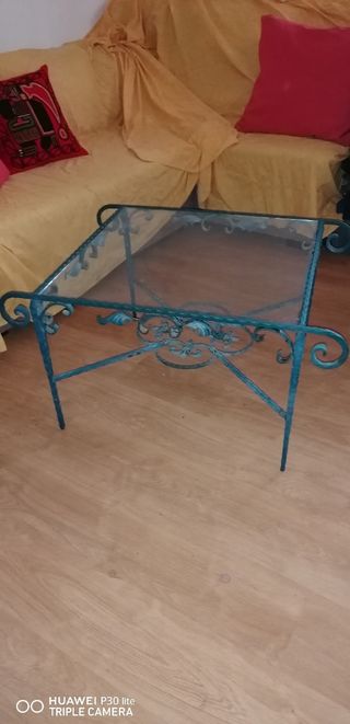 Tavolino in ferro battuto - vetro