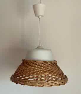 Lámpara mimbre blanco vintage