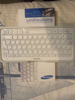 Teclado Bluetooth Samsung - Blanco