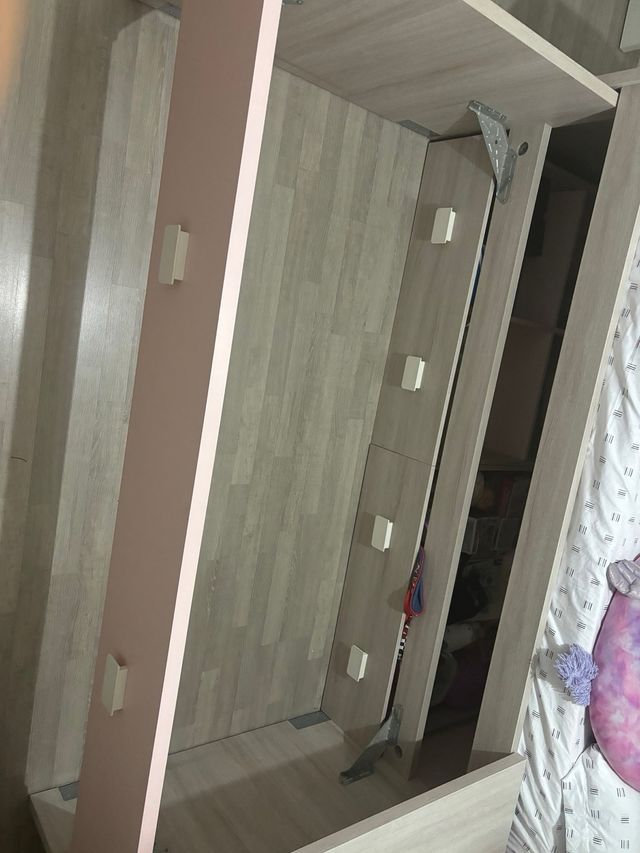 Cama nido infantil rosa y gris