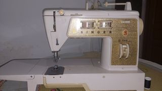 Máquina de coser Singer 760