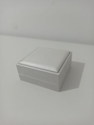 Pulsera plata morada