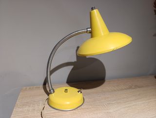 Lampara escritorio vintage amarilla