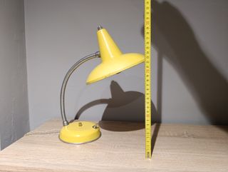 Lampara escritorio vintage amarilla