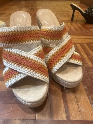 Sandalias cuña Sfera multicolor