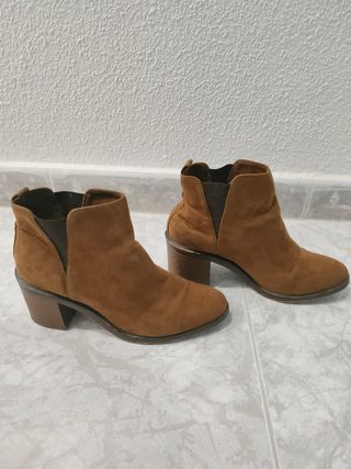 Botines Marrón Stradivarius