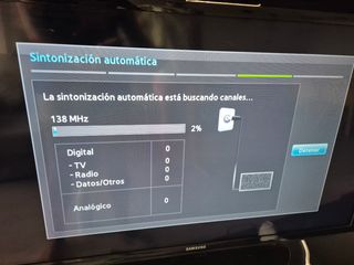 TV Samsung 37" negra