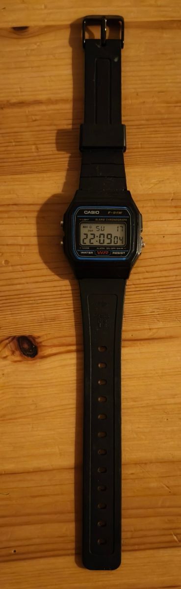 Casio F-91W - Reloj digital negro