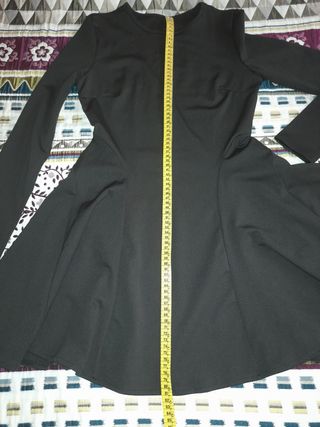 Vestido negro manga larga