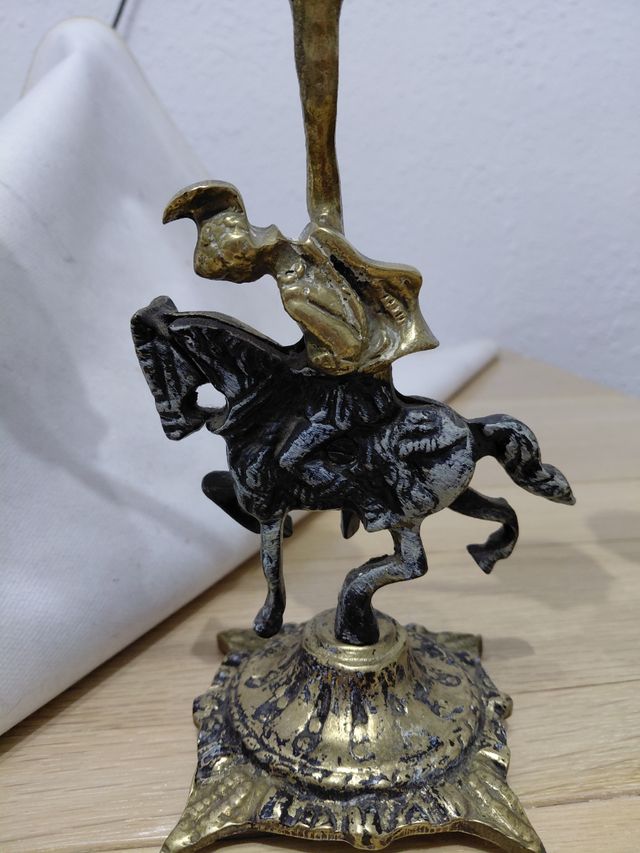 Candelieri antichi in bronzo - 2 pezzi