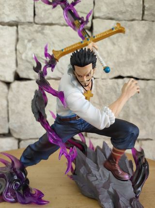 Figura Mihawk One Piece 35 cm