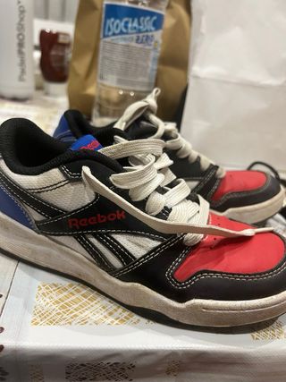 Zapatillas Reebok niño - rojas y azules talla 33