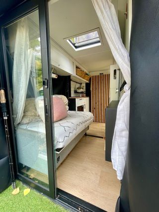 Venta furgoneta camper Vancubic camperizada