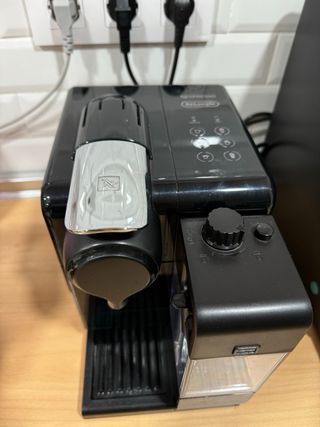 Cafetera DeLonghi Lattissima Touch