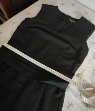 Vestido negro Roberto Verino