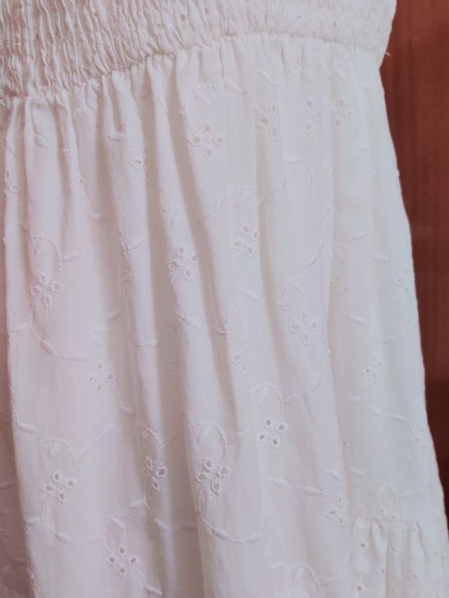 Vestido largo blanco bordado boho halter