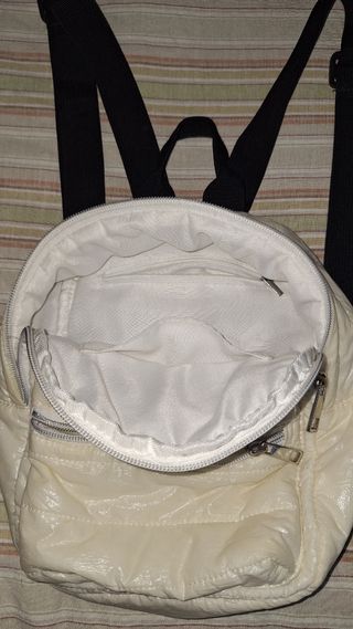 Mochila niña blanca pequeña