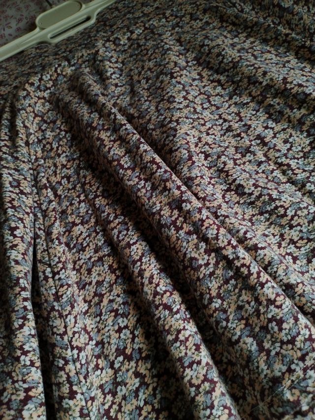 Falda de tablas flores algodón