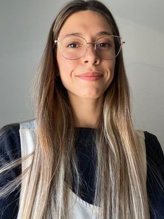 Profesora de Hatha Yoga Vinyasa
