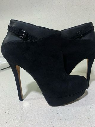Botines negros tacón alto