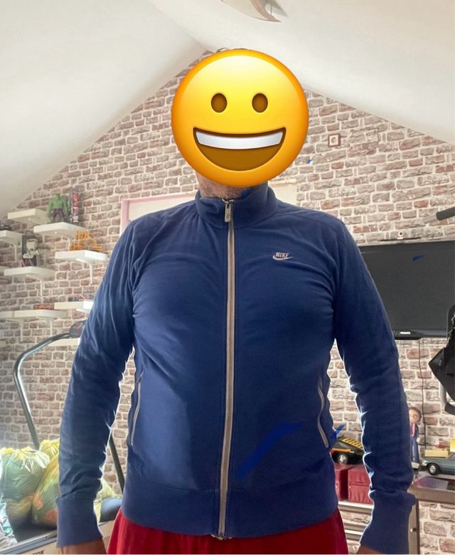 Chaqueta Nike azul deportiva