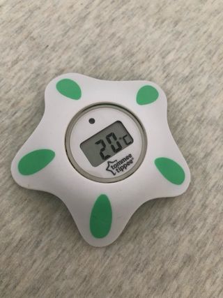 Termómetro Tommee Tippee para bañera del bebé