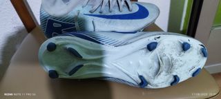 Botas Nike Fútbol - Talla 40