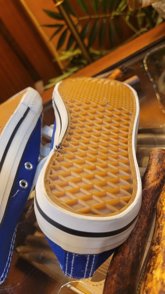 Sneakers bambino nr. 31.