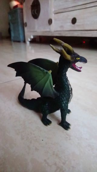 Dragón PVC