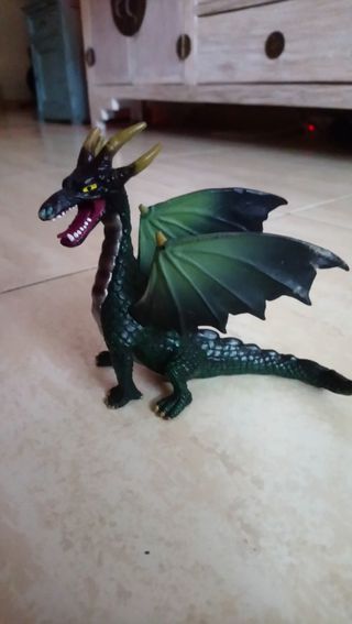 Dragón PVC