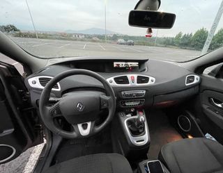Renault Grand Scenic 2010