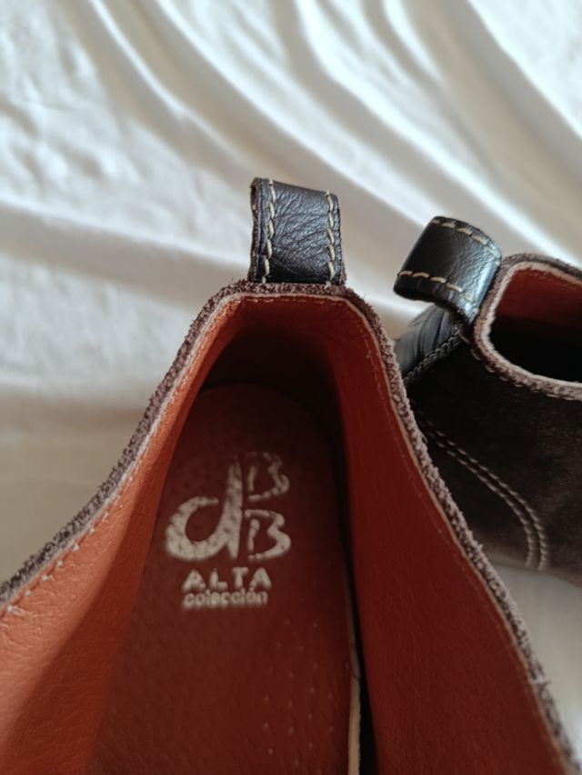 Botines marrón niño