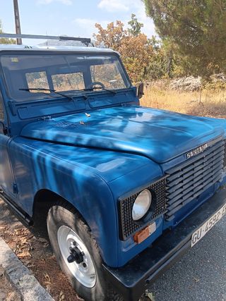 Land Rover Defender 2014