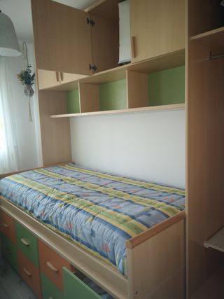 Cama nido juvenil con armario