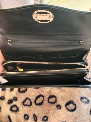 Bolso negro brillante