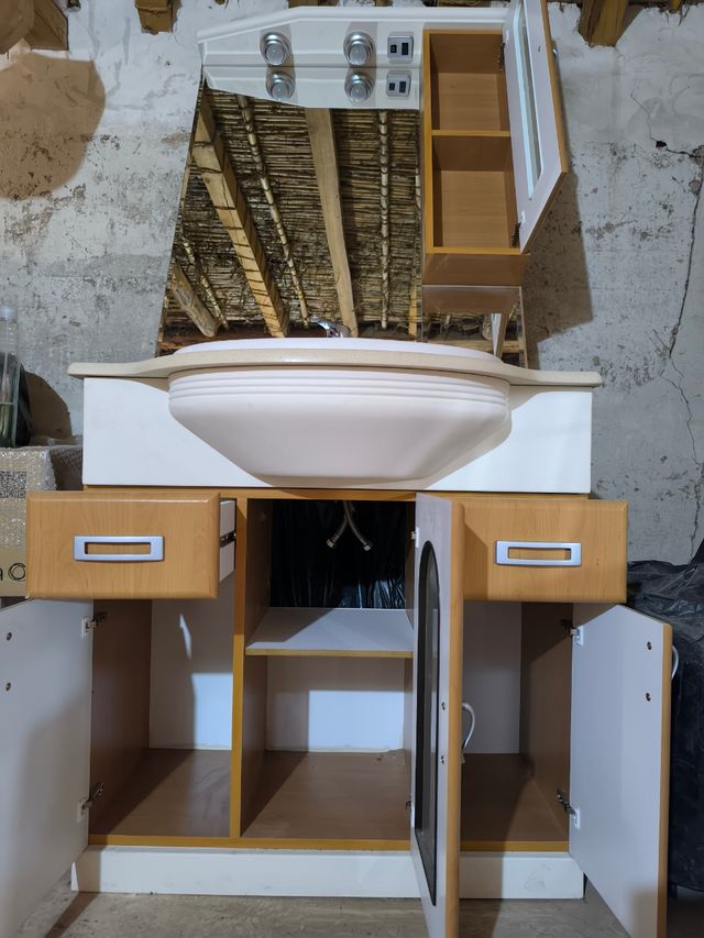Mueble baño completo: lavabo, grifo, espejo....
