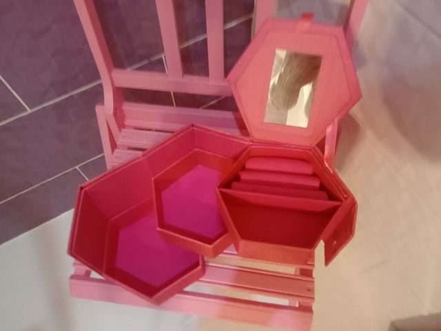 Joyero hexagonal rosa