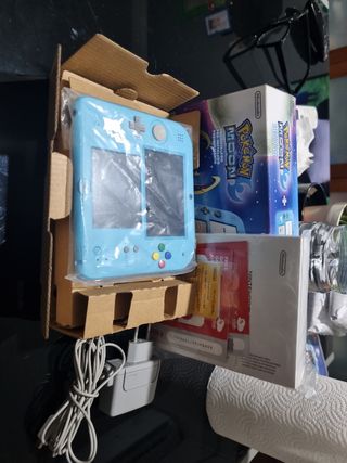 Nintendo 2DS Azul - Pokémon Moon