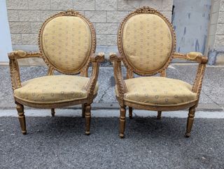 Sofá y sillones antiguos vintage dorado 