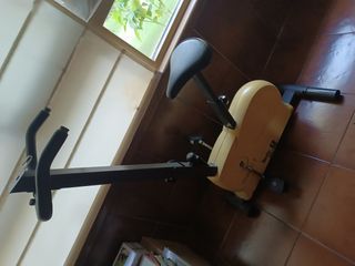 Bicicleta estática plegable