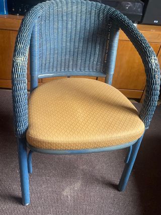 Mesa comedor - Estilo Rústico y 4 sillas a juego 