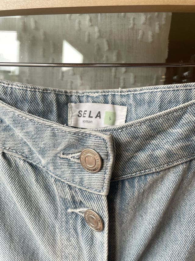 Falda vaquera midi azul claro