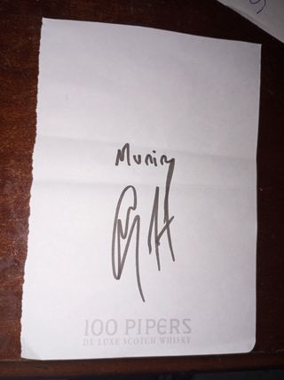Autógrafo de Munir El Haddadi