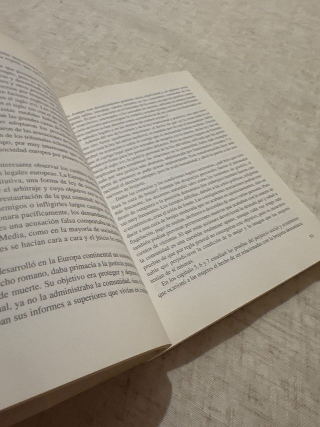 La Caza de Brujas En Europa (Spanish Edition)