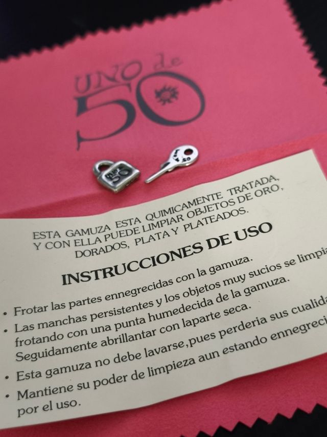 Candado y llave Uno de 50 primera pieza única 