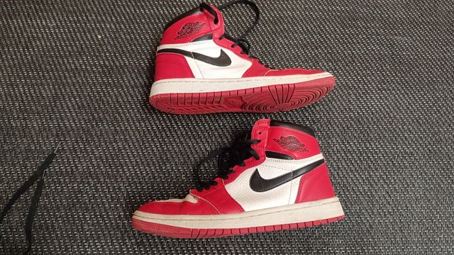 2 Nike Air Jordan 1 Retro High OG